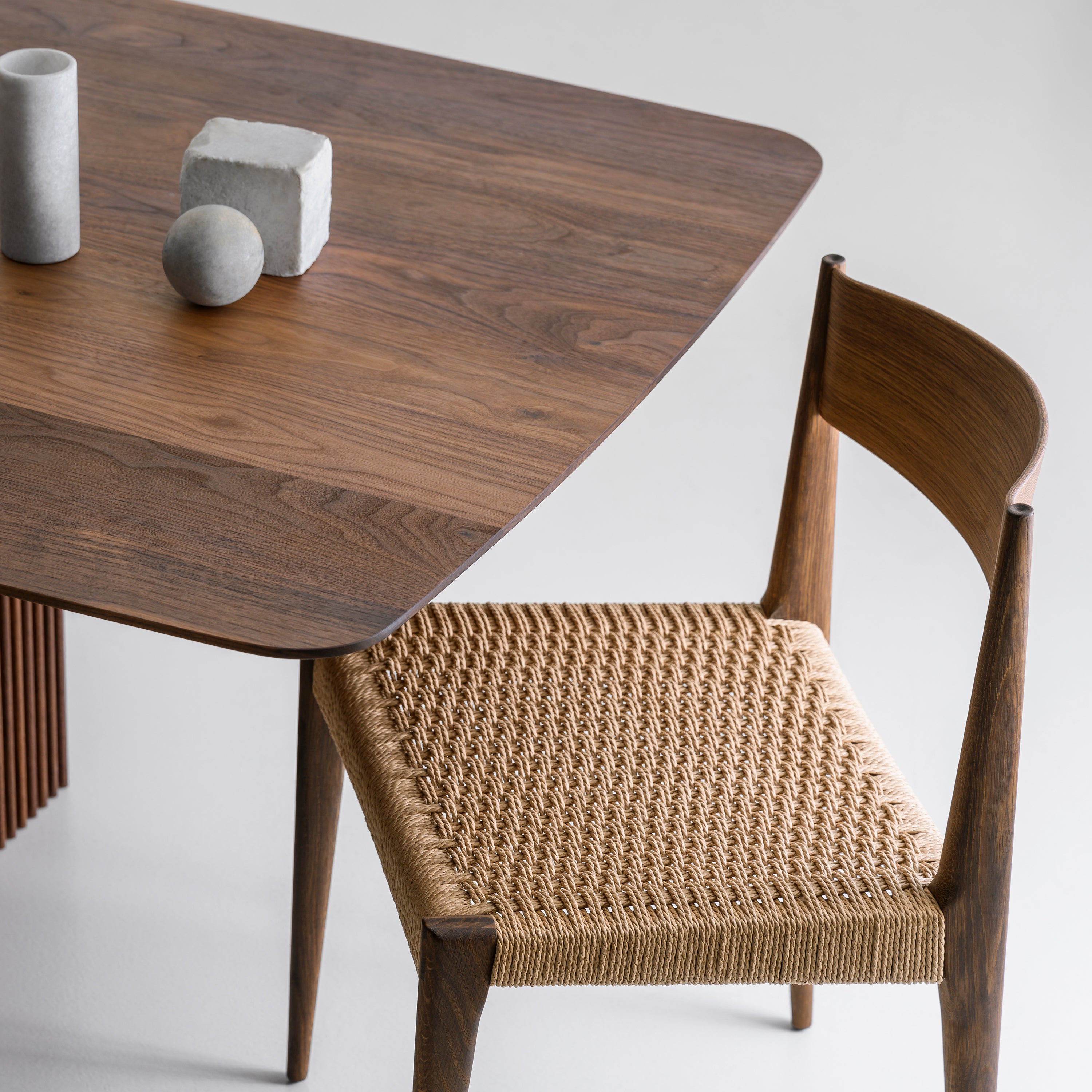 Pia Chair
